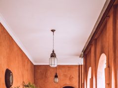 The Warmth of Tradition: Decorating with Terracotta Tiles in Traditional Homes