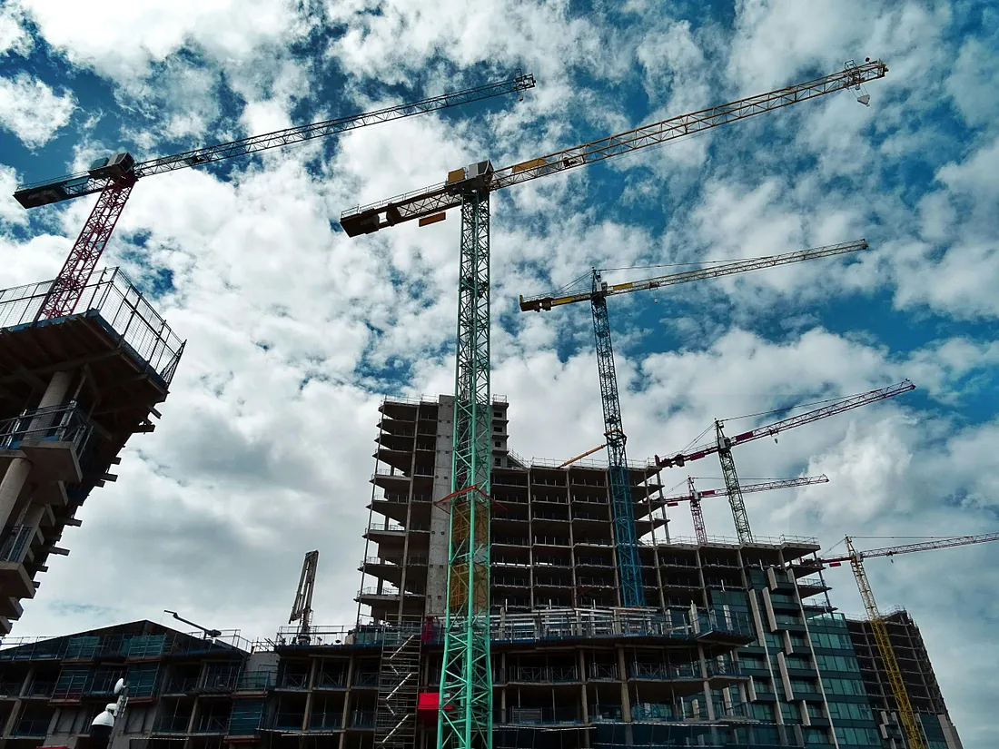 Curated visual reference: Fresh Look at Low Carbon Building Materials That Reduce Embodied Carbon