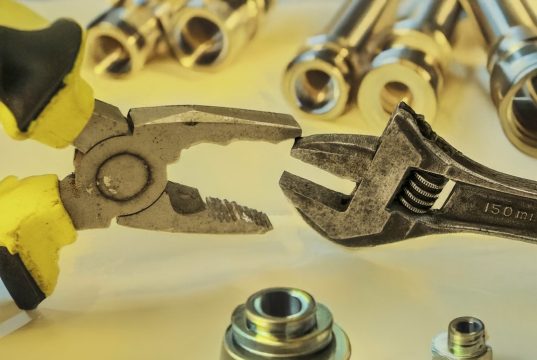 How Safety in Modern Manufacturing Is Being Transformed by Smart Torque Tools smart torque tools