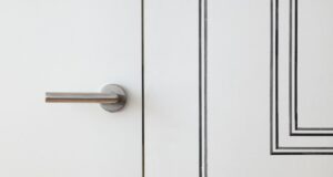 How to choose secure door handles and modern locking systems for residential and commercial buildings? Low Carbon Buildings | How to choose secure door handles and modern locking systems for residential and commercial buildings?