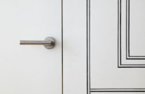 How to choose secure door handles and modern locking systems for residential and commercial buildings? Low Carbon Buildings | How to choose secure door handles and modern locking systems for residential and commercial buildings?